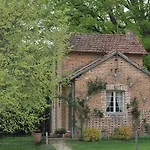 ゲストハウス Chambres D'hotes Le Mousseau ショーモン
